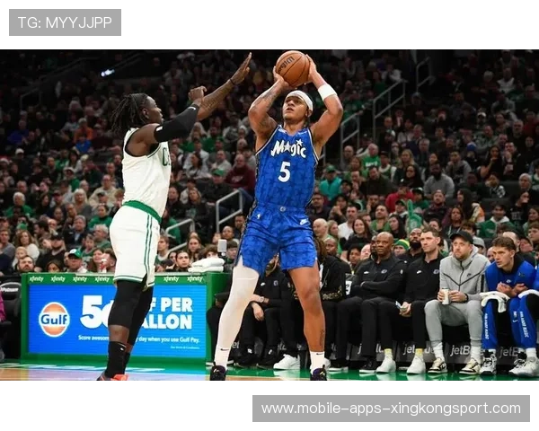 布朗快攻+暴扣，凯尔特人主场取胜魔术