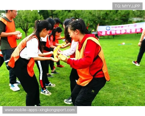 更衣室内部对立严重，俱乐部发起团建计划