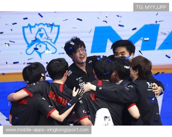 EDG中路开团角度刁钻，对手反应慢半拍